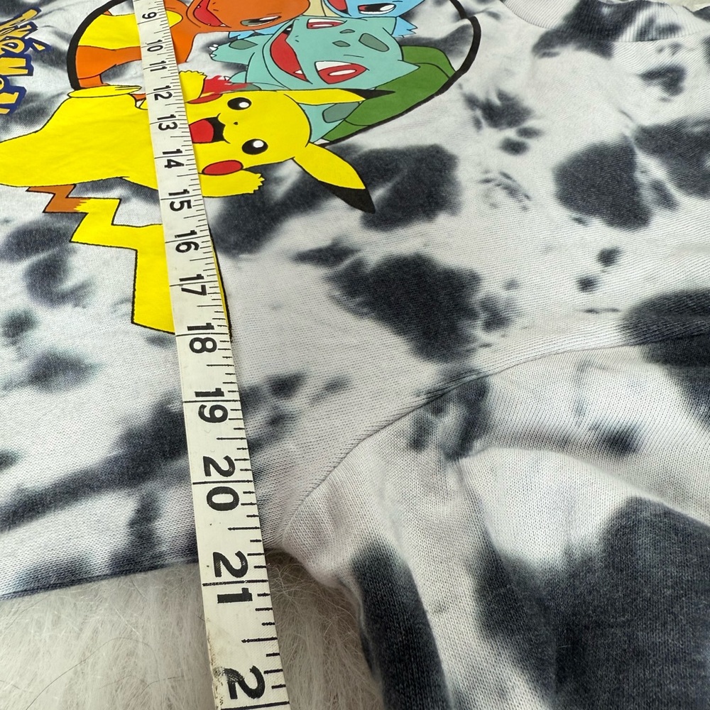 Pokémon Women's Pikachu Bulbasaur Charmander Squirtle Cropped Tie-Dye Shirt SZ M - Picture 6 of 8